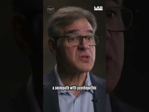 How the CIA recruits agents