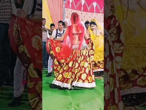 Desi rai//मोहनी एंड पायल का कमर मरोरा चाल नृत्य #desi #rai #शॉर्ट्स #वीडियो #बुंदेलखंडी
