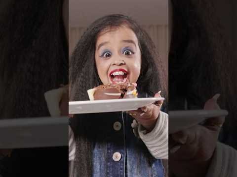 Happy birthday to the world’s shortest woman – Jyoti Amge 🥰️✨