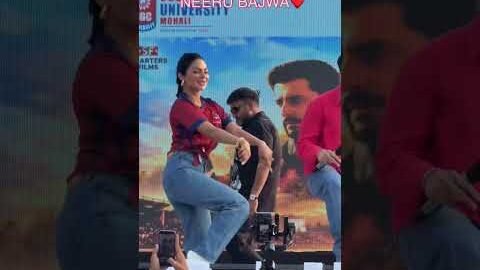 Neeru Bajwa Live Performance | New Punjabi Songs #neerubajwa #live #punjabisong #shorts #viral