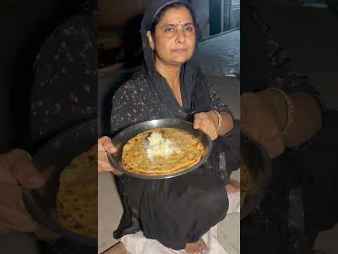 Desi ghee aalo payaj paratha !❤️#desi#villagelife #viral #food #desifood  #indianfood #maa