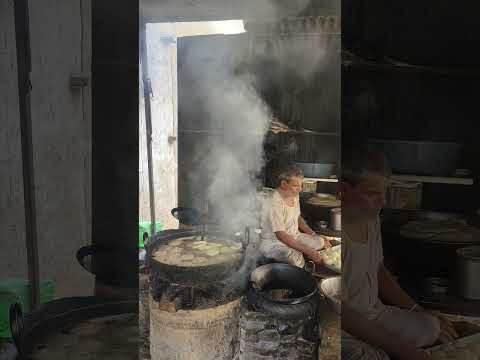 Desi style, super tasty #kachori #desi #fyp #desiswad #jaipur